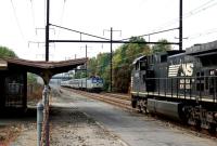 NS37andAmtrak20RS